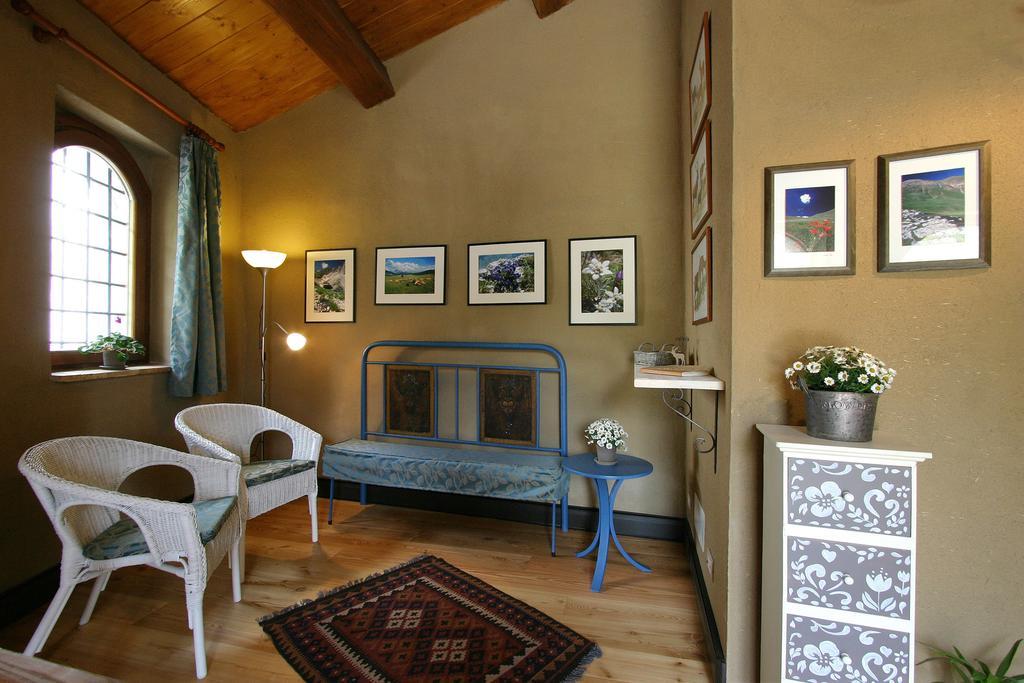 B&B Cascina Dell'Orso Castelsantangelo sul Nera Buitenkant foto
