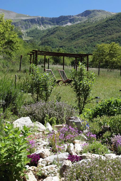 B&B Cascina Dell'Orso Castelsantangelo sul Nera Buitenkant foto